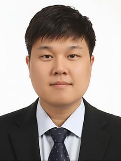 Staff 6